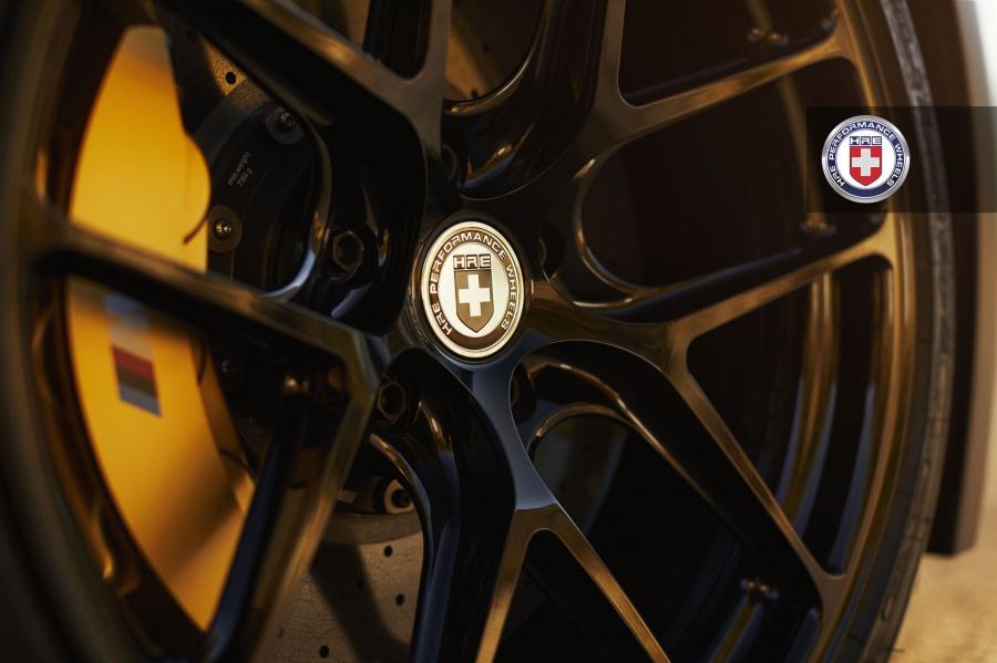 Колеса BMW M4 GTS on HRE Wheels (R101 LW) 2017 года  (фото 4 из 10)